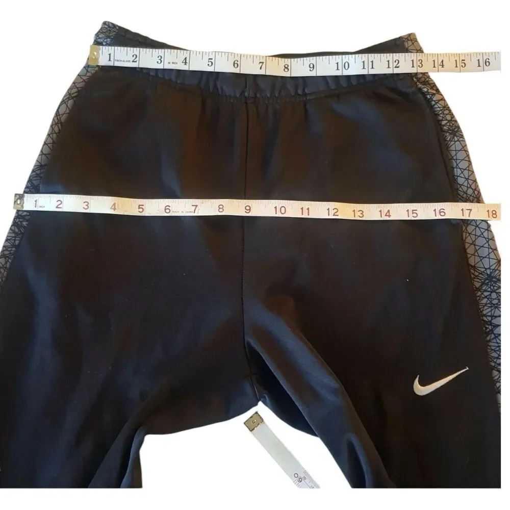 Nike boys xl